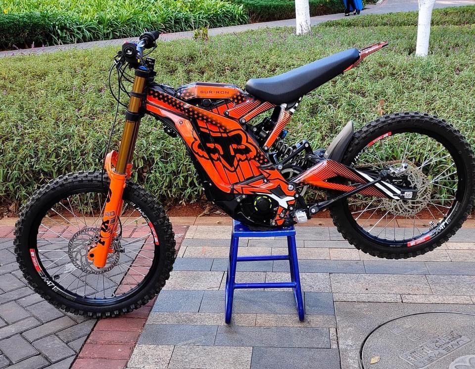 SurRon Light Bee S for Sale | 2025 Electric Dirt Bike - Image 2